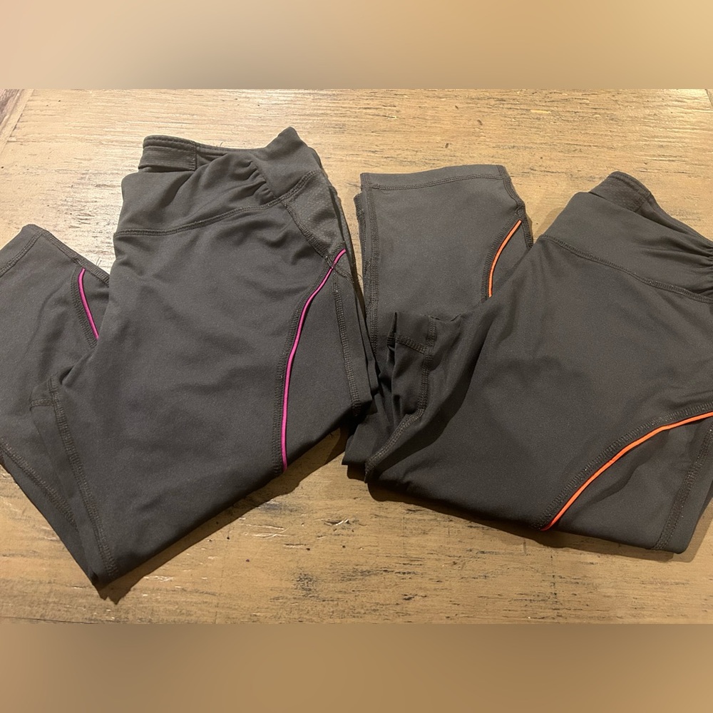 Set of 2 fitted cropped‎ leggings